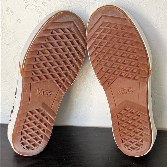 Vans Women's Stacked Checkerboard Slip-On Shoes - Black and White - Size 8.5 - Picture 9 of 11